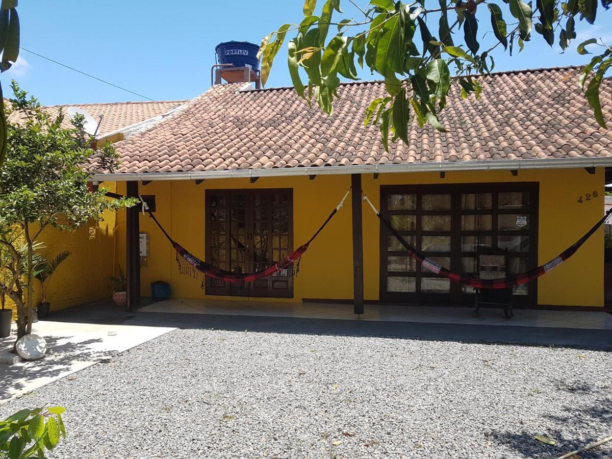 Pousada Bali Surf House -Suite 1 Piçarras Eksteriør billede
